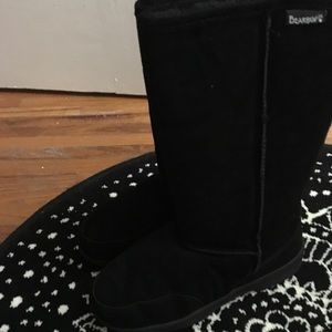 Like-new BearPaw boots